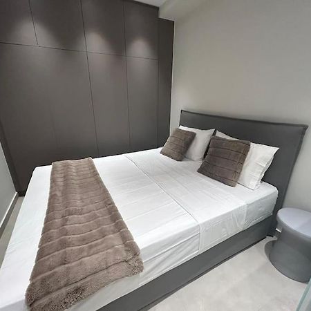 Bluemotion - Just Sleep Apartment พีเรียส ภายนอก รูปภาพ